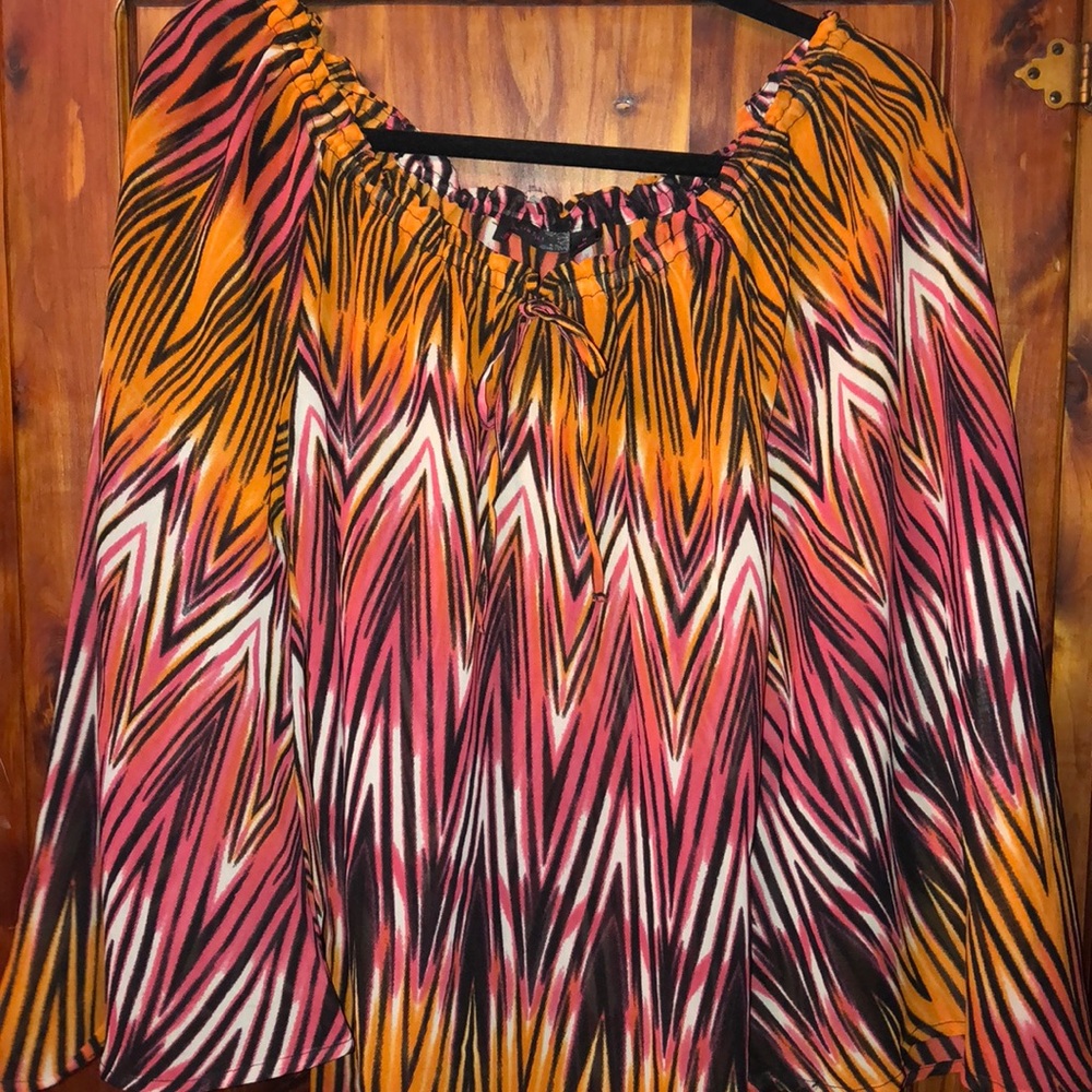 Chevron top by JW Style